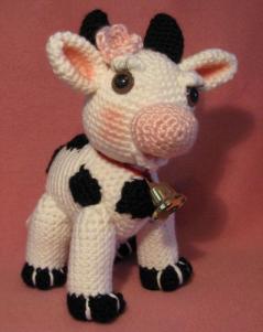 327_cow_crochet.jpg