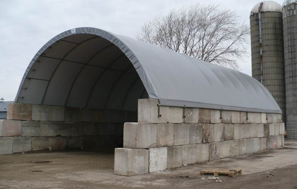 bin bunker ecology concrete block building.jpg