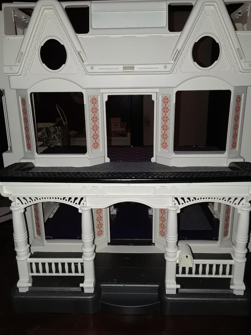 dollhouse update1.jpg