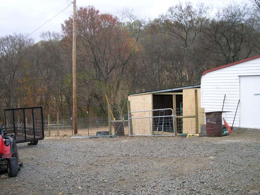 Loafing shed rough in 28 Nov 2016.JPG