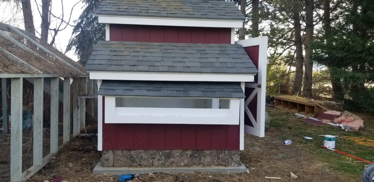 Nesting Box Roof Attached 4.4.2020.jpg