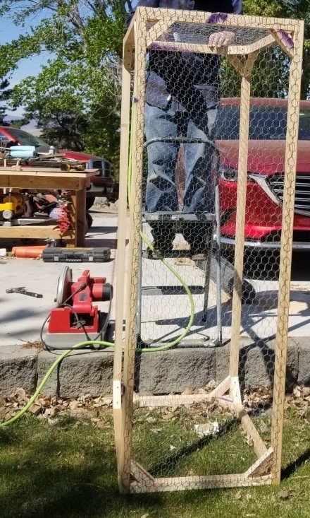 Rabbit Tractor  Adding The Wire.jpg